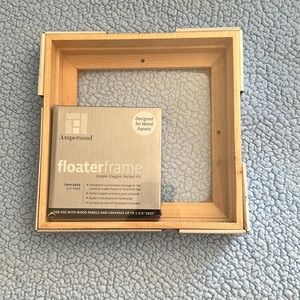 Floater frame for 8x8